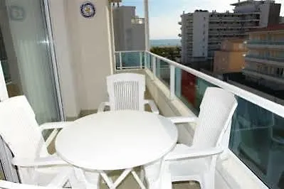 Las Brisas I - Only Families Miami Playa